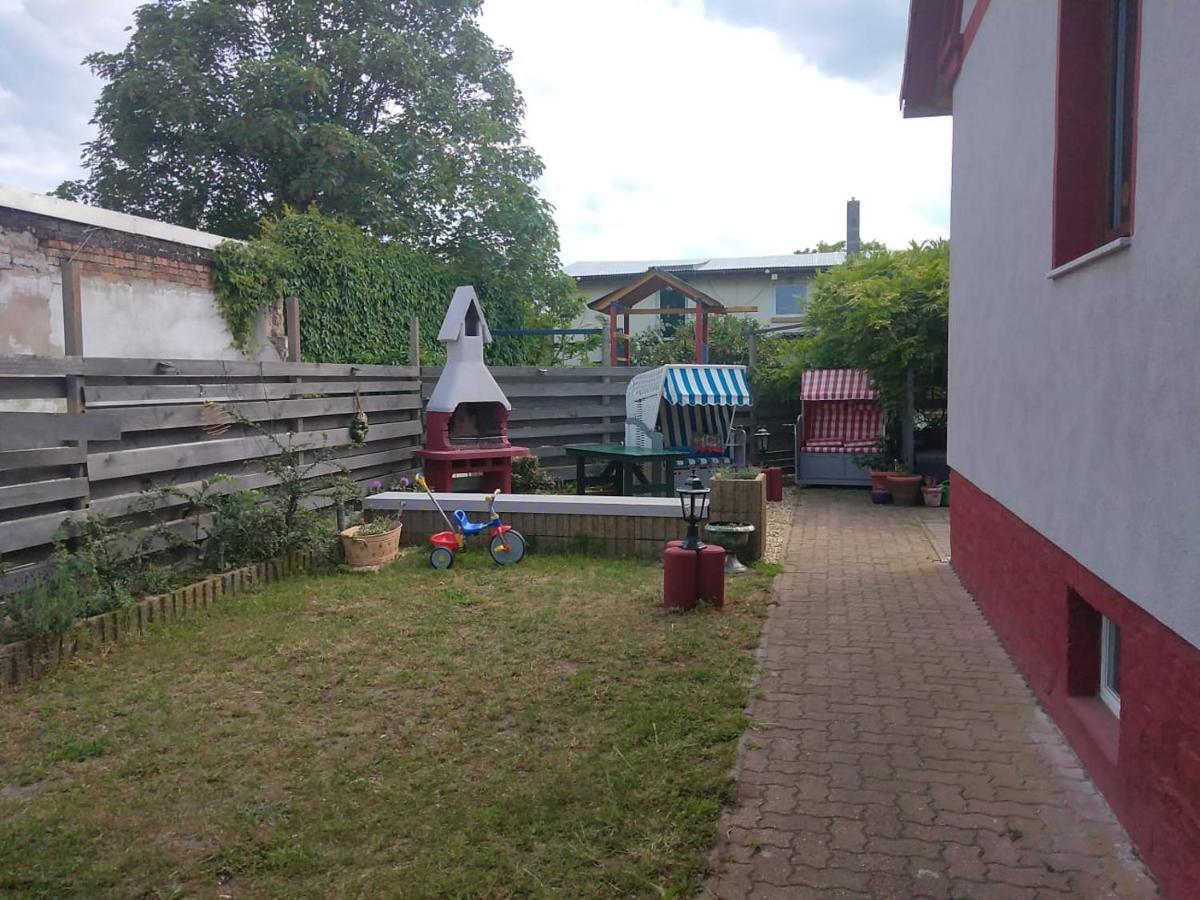 Ferienhaus Badetz Exterior photo